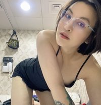 Snap🇹🇭 - Transsexual escort in Abu Dhabi Photo 1 of 5