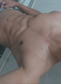 Sneaky Link - Acompañantes masculino in Mangalore Photo 2 of 3