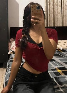 Sneha Available Ktm🇳🇵24×7 - puta in Kathmandu Photo 4 of 4
