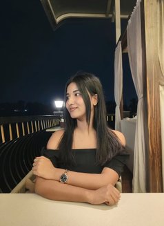 Sneha Banerjee - escort in Kolkata Photo 3 of 7