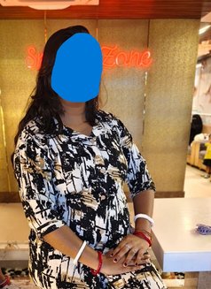 Sneha Boudi - puta in Kolkata Photo 2 of 2