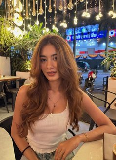 Sneha College Student - escort in Dubai Photo 1 of 4