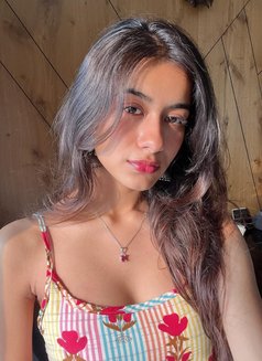 Sneha College Student - escort in Dubai Photo 4 of 4