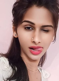 Sneha Cutie - Acompañantes transexual in Pune Photo 1 of 2