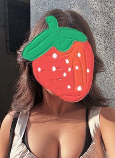 Sneha - escort in Noida Photo 4 of 5