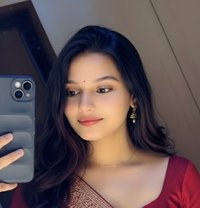 ALIYA HI PROFILE PREMIUM GENUINE SERVIC - puta in Mumbai Photo 2 of 4