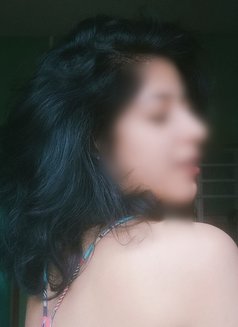 Sneha ( Bengali girl for Camshow ) - Intérprete de adultos in Bangalore Photo 1 of 17