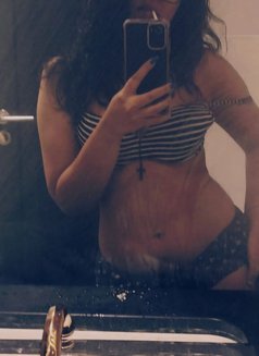 Sneha ( Bengali girl for Camshow ) - Intérprete de adultos in Bangalore Photo 15 of 17