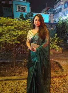 Sneha Cam show & Real meet - escort in Bangalore Photo 1 of 4