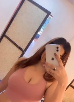 Sneha - escort in Gurgaon Photo 2 of 5
