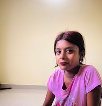 Sneha - puta in Hyderabad