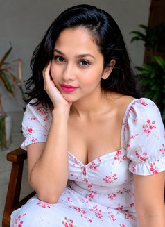 Sneha - puta in Hyderabad Photo 3 of 4