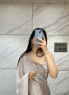 Sneha - escort in Noida Photo 1 of 3