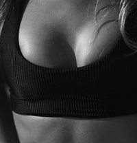 Sneha - escort in Noida