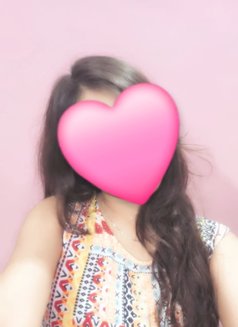 Sneha - puta in New Delhi Photo 1 of 1