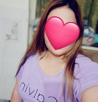 Im Riya Sharma 90061//06214 - puta in Bangalore