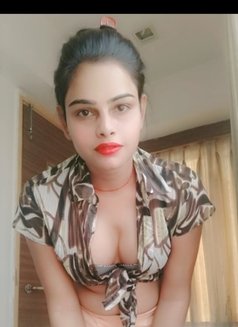 Sneha Singh - Transsexual escort in Gurgaon Photo 1 of 11
