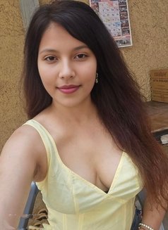 Sneha Sehgal 100% Real Photo Goa - puta in Candolim, Goa Photo 2 of 3