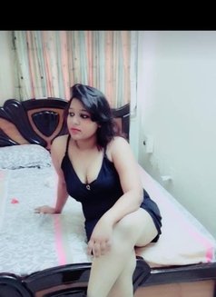 Sneha Sexy Girl Escort Hotel - escort in Pondicherry Photo 1 of 2