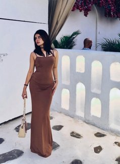Sneha Sharma - escort in Sharjah Photo 3 of 4