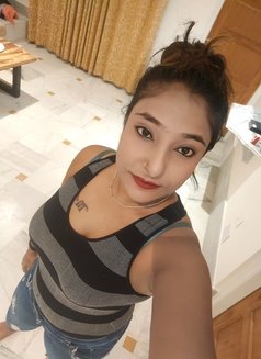 CAM SESSION OR REAL MEET AVAILABLE - escort in Bangalore Photo 1 of 4