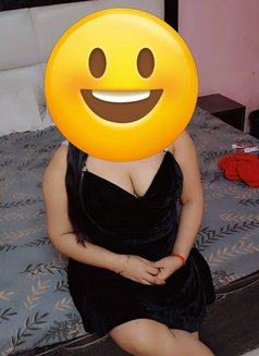 Sneha Tiwari - escort in Noida Photo 1 of 3