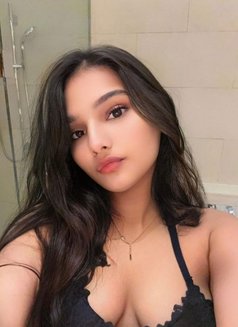 ALIYA TRUE INDIAN BEAUTY(OWO CIM & RIM) - puta in Mumbai Photo 3 of 5