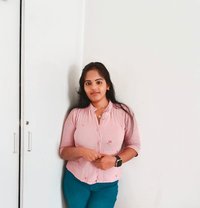 Sneha Young South Indian - escort in Abu Dhabi Photo 1 of 4