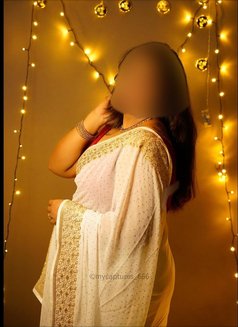 Snigda Indian Wife Live Cam - puta in Calgary Photo 6 of 12