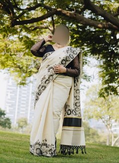 Snigda Indian Wife Live Cam - puta in Calgary Photo 8 of 12
