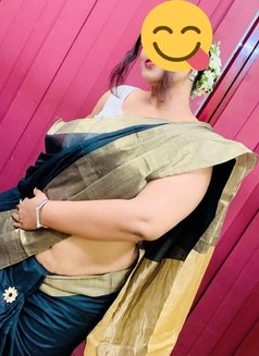 Snigda Indian Wife Only Cam Shows - escort in Muscat Photo 2 of 8