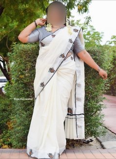 Snigda Telugu Wife Only Cam - escort in Hyderabad Photo 5 of 17
