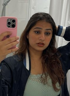 Snigdha - puta in Hyderabad Photo 9 of 30