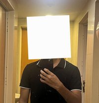 Sniky Sneaker - Intérprete masculino de adultos in Kolkata