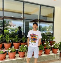 Snjv - Male escort in Dubai