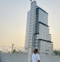 Snjv - Male escort in Dubai