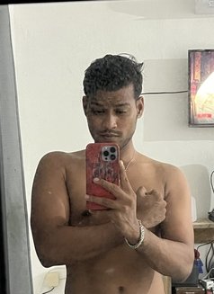 Snow Pussy Licker(For your Desires) - Male escort in Mumbai Photo 6 of 13