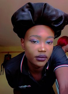 Snow White - Acompañantes transexual in Nairobi Photo 4 of 4