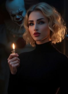 Selenaa - escort in Beirut Photo 3 of 6