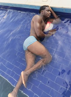 Snowblack - Male escort in Accra Photo 10 of 12