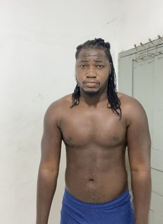 Snowblack - Male escort in Accra Photo 6 of 12