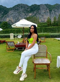 So Fa - Transsexual escort in Ko Samui Photo 2 of 3