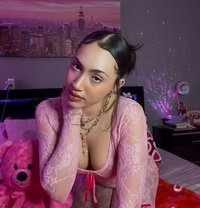 Soain - escort in Muscat