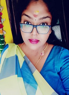 Soapana - Transsexual escort in Thiruvananthapuram Photo 6 of 10