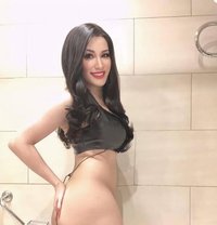 I’m both sweet bottom - Transsexual escort in Abu Dhabi