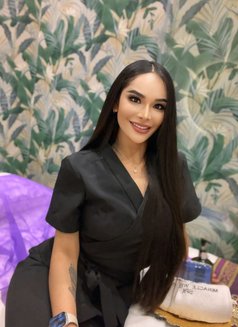 Soda - puta in Dubai Photo 6 of 6