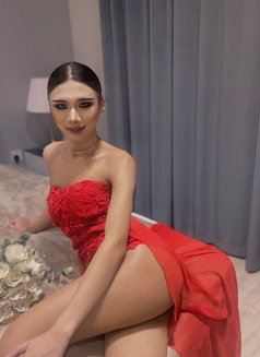 Soda - masseuse in Khobar Photo 6 of 7