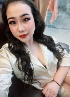Soda - escort in Bangkok Photo 1 of 1