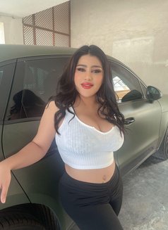 Sofar - escort in Riyadh Photo 2 of 14
