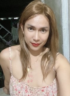 Sofhieya Ts - Transsexual escort in Manila Photo 6 of 6